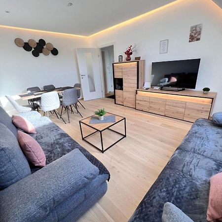 Modern Flat Vienna With Two Rooms Exterior photo
