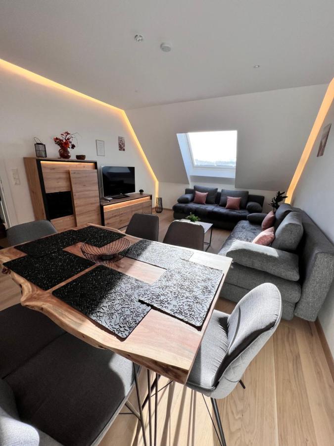 Modern Flat Vienna With Two Rooms Exterior photo
