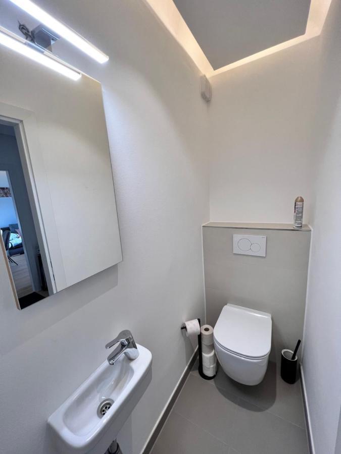Modern Flat Vienna With Two Rooms Exterior photo