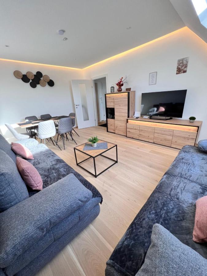 Modern Flat Vienna With Two Rooms Exterior photo